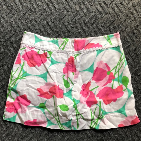 Lilly Pulitzer Pink and Green Floral Skort - Picture 6 of 7